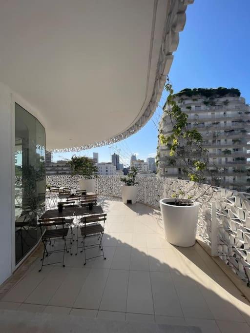 Modern With Pool At Cfc Casablanca