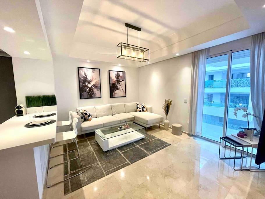Apartment Modern With Pool At Cfc